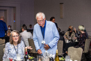 Keith and Linda Stokes enjoy the Nebula Awards Banquet before the main event. (Photo Credit: Kaitrin Acuna, 2025.)